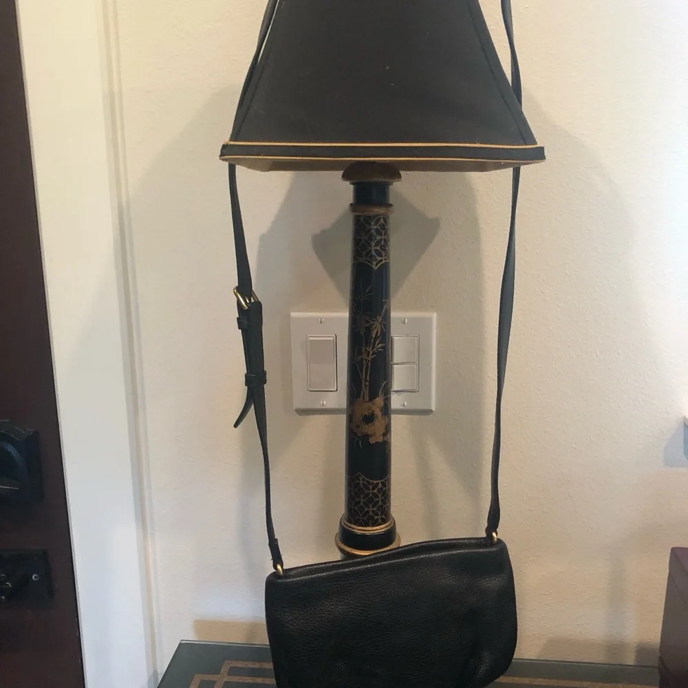 MARC JACOBS black leather small crossbody NWOT w/ Dustbag